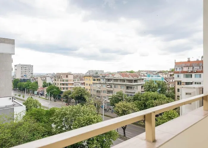 Апартаменты Linden Guest