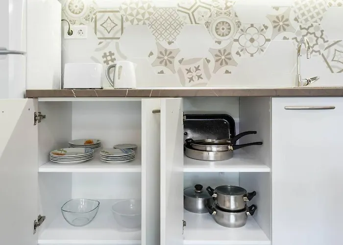 Linden Guest Варна